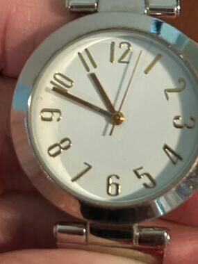 Treasured Times $15.00 Watch Collection Gld num wat 111